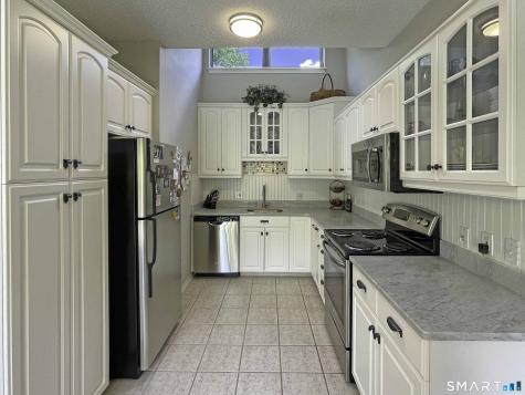 598 Heritage Village Southbury CT 06488