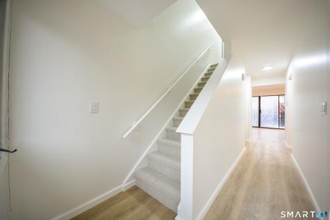 32 Towne House Road Hamden CT 06514