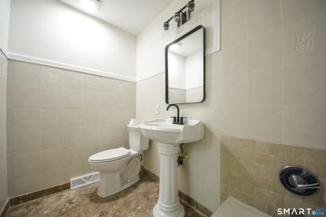 32 Towne House Road Hamden CT 06514