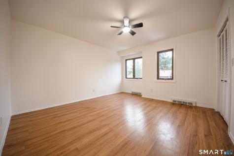 32 Towne House Road Hamden CT 06514
