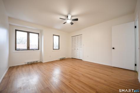 32 Towne House Road Hamden CT 06514