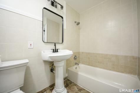 32 Towne House Road Hamden CT 06514