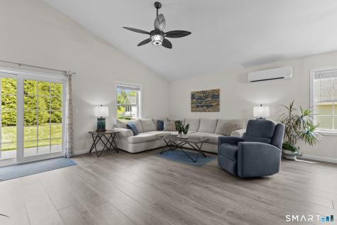 4 Henry Drive Plainfield CT 06354