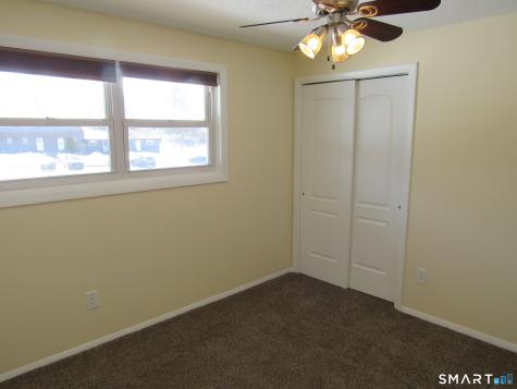 138 Williamstown Court Newington CT 06111