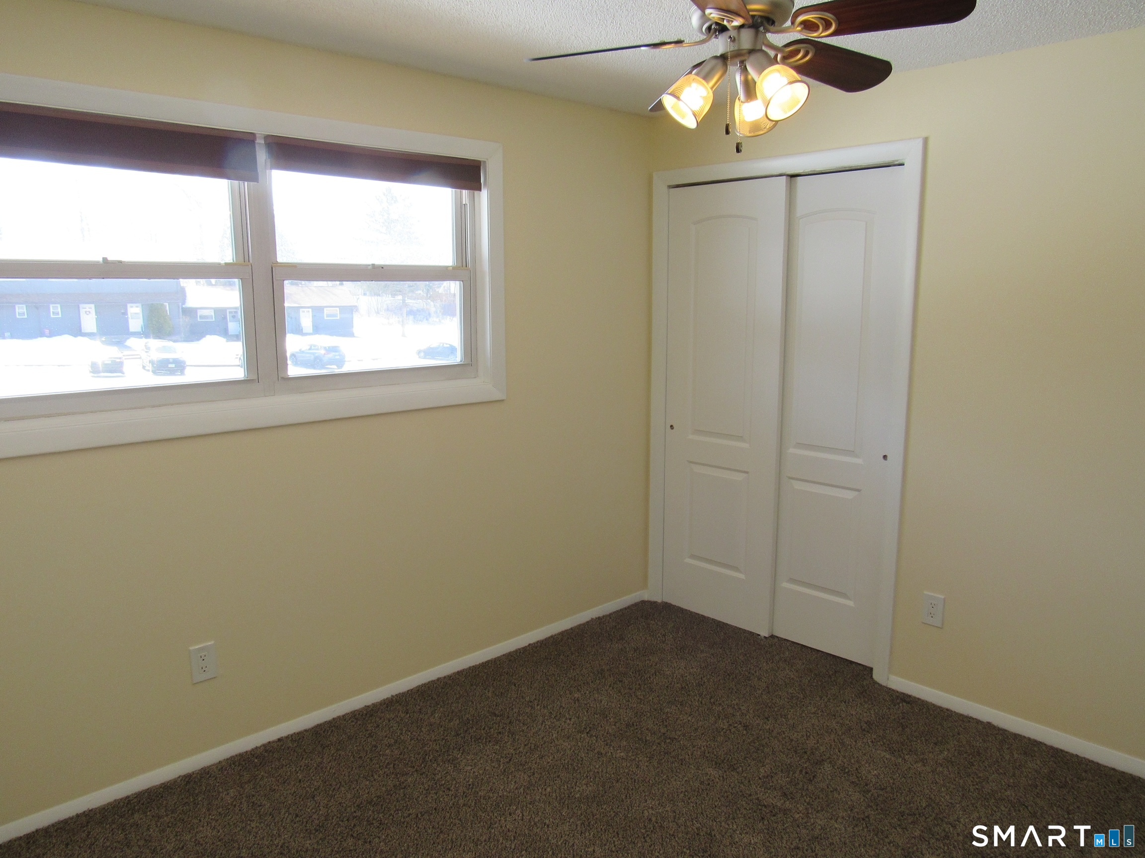 138 Williamstown Court Newington CT 06111