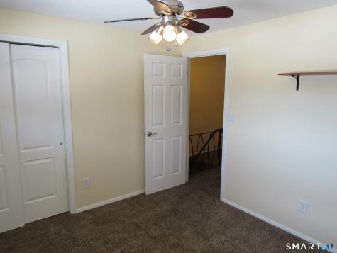 138 Williamstown Court Newington CT 06111