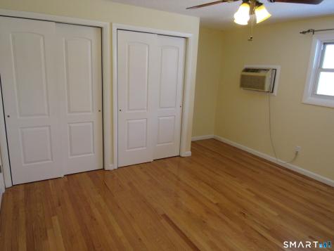 138 Williamstown Court Newington CT 06111