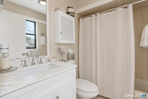 1041 Heritage Village Southbury CT 06488