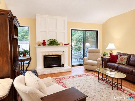 1041 Heritage Village Southbury CT 06488