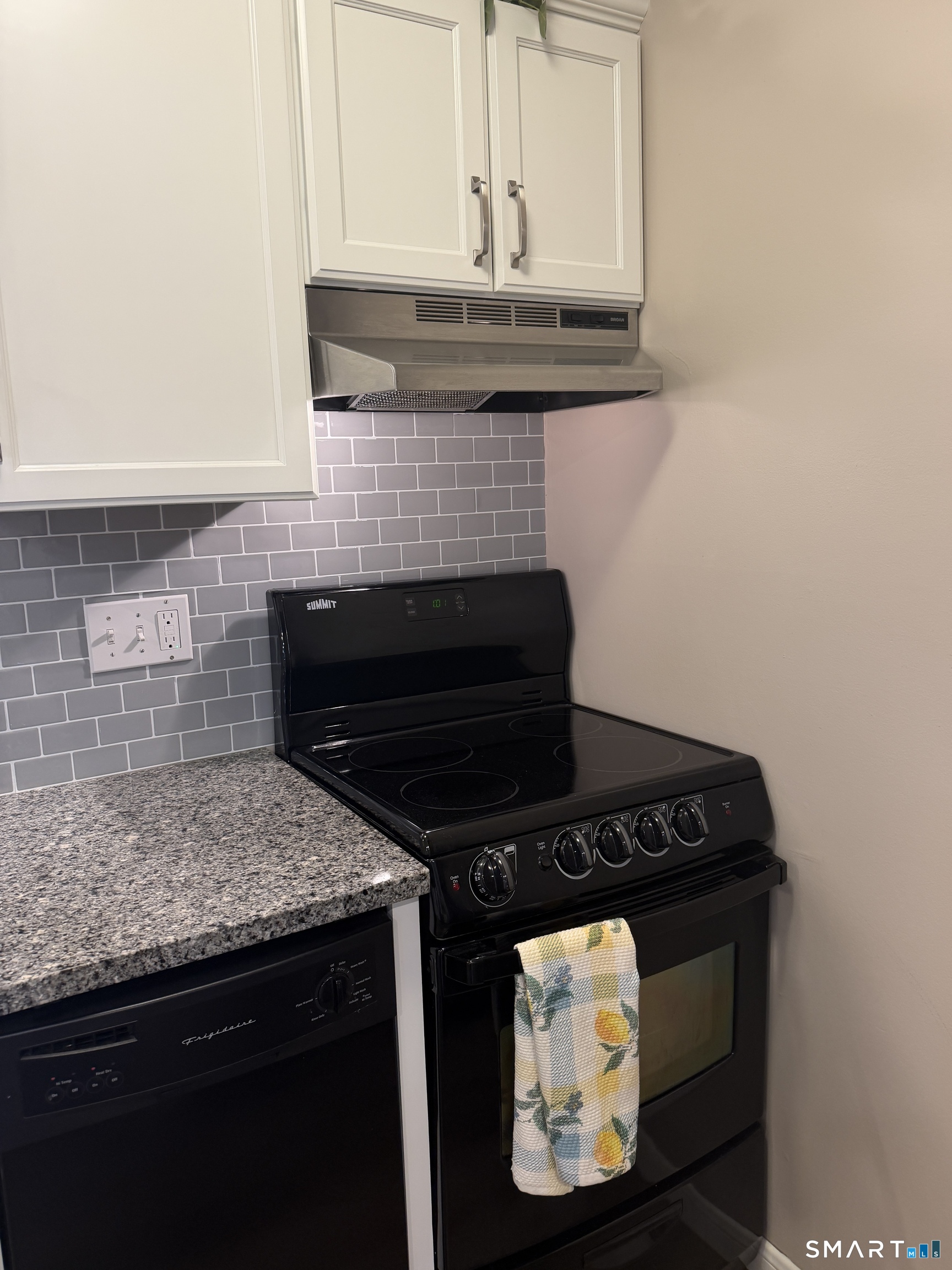 1113 Old Pond Lane Norwich CT 06360