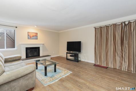 50 Hollister South Way Glastonbury CT 06033