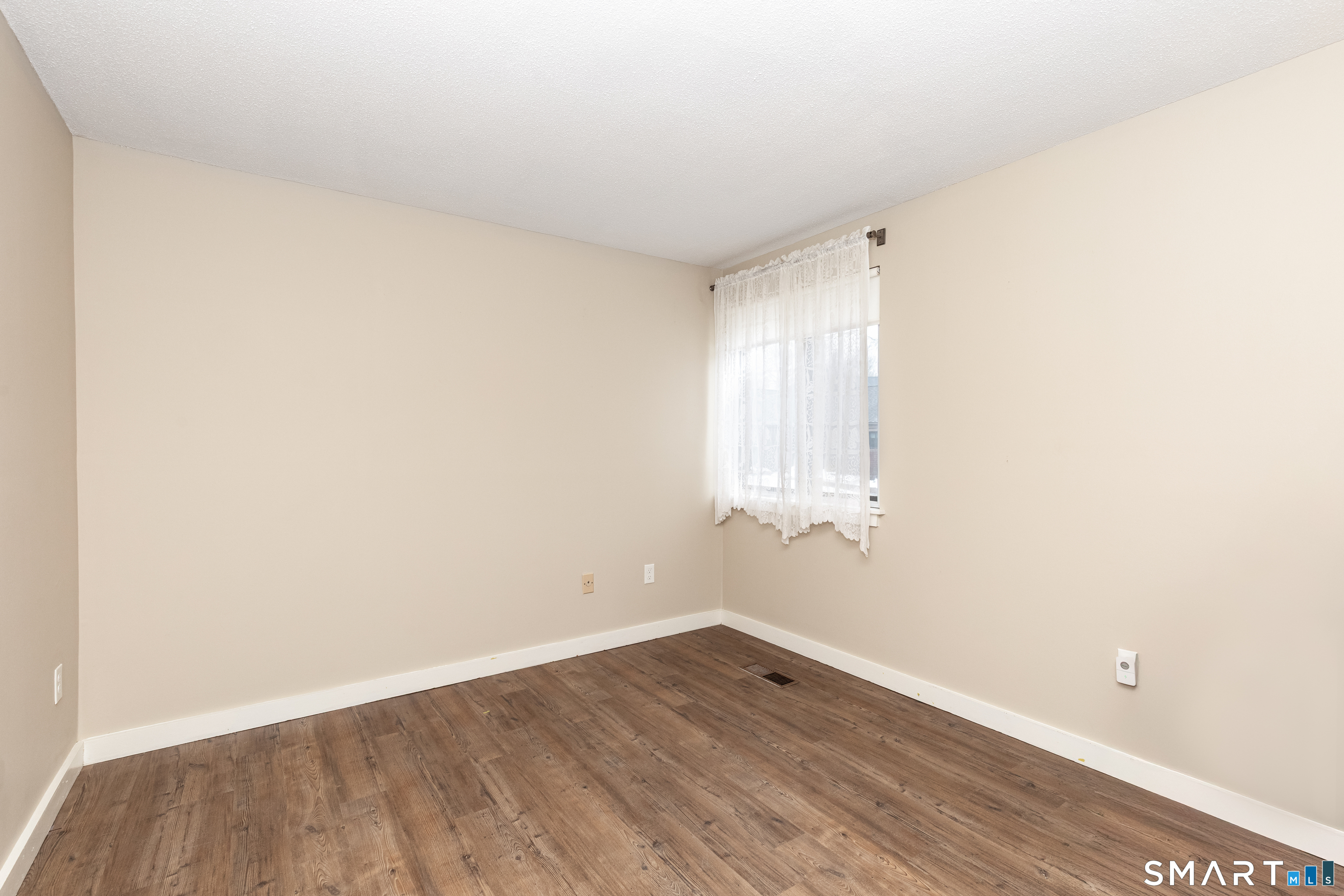 50 Hollister South Way Glastonbury CT 06033