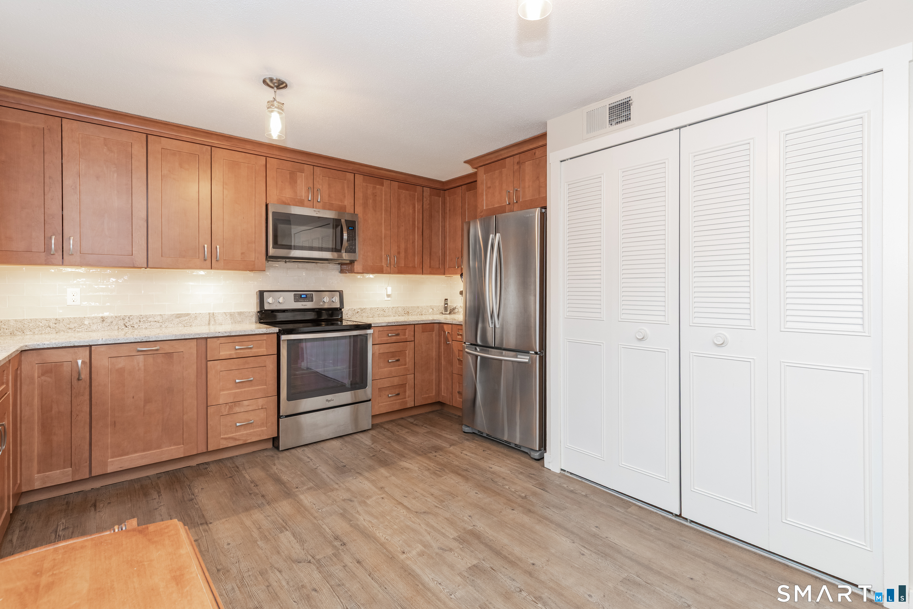 50 Hollister South Way Glastonbury CT 06033