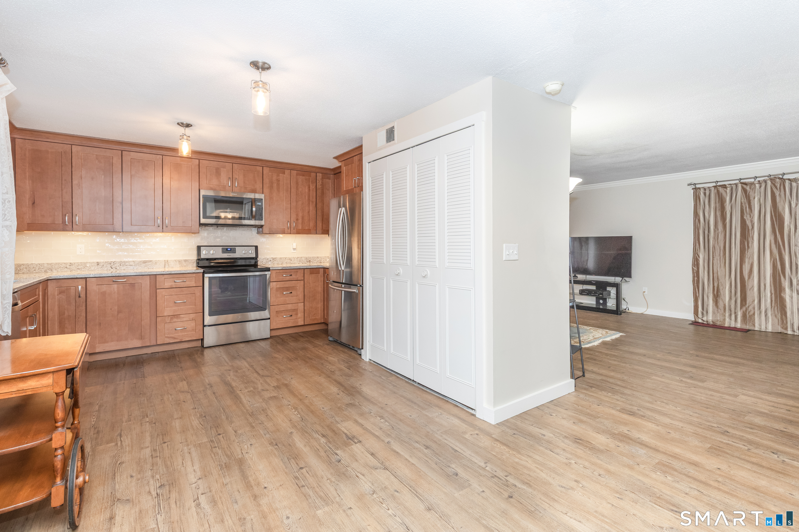 50 Hollister South Way Glastonbury CT 06033