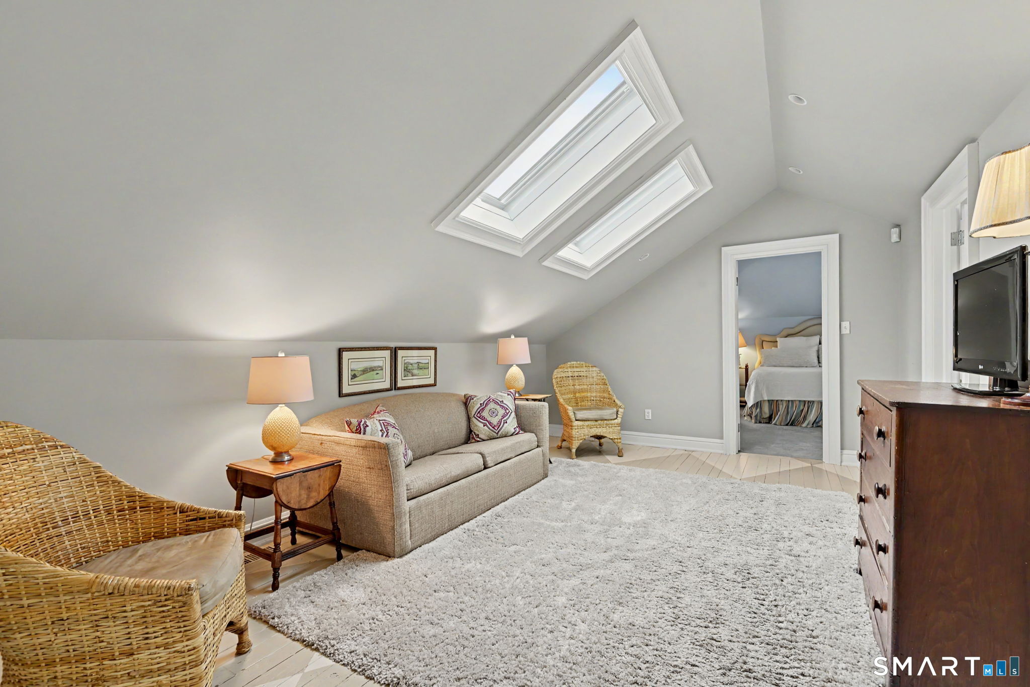 39 Bank Street New Canaan CT 06840