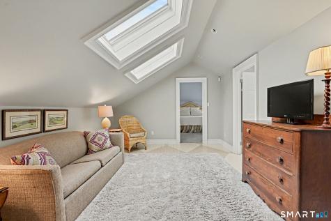 39 Bank Street New Canaan CT 06840