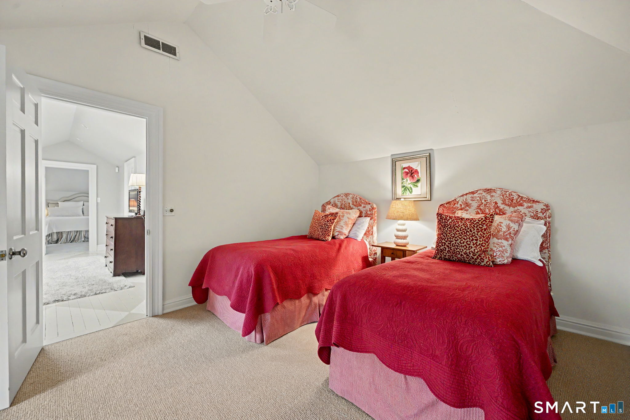 39 Bank Street New Canaan CT 06840