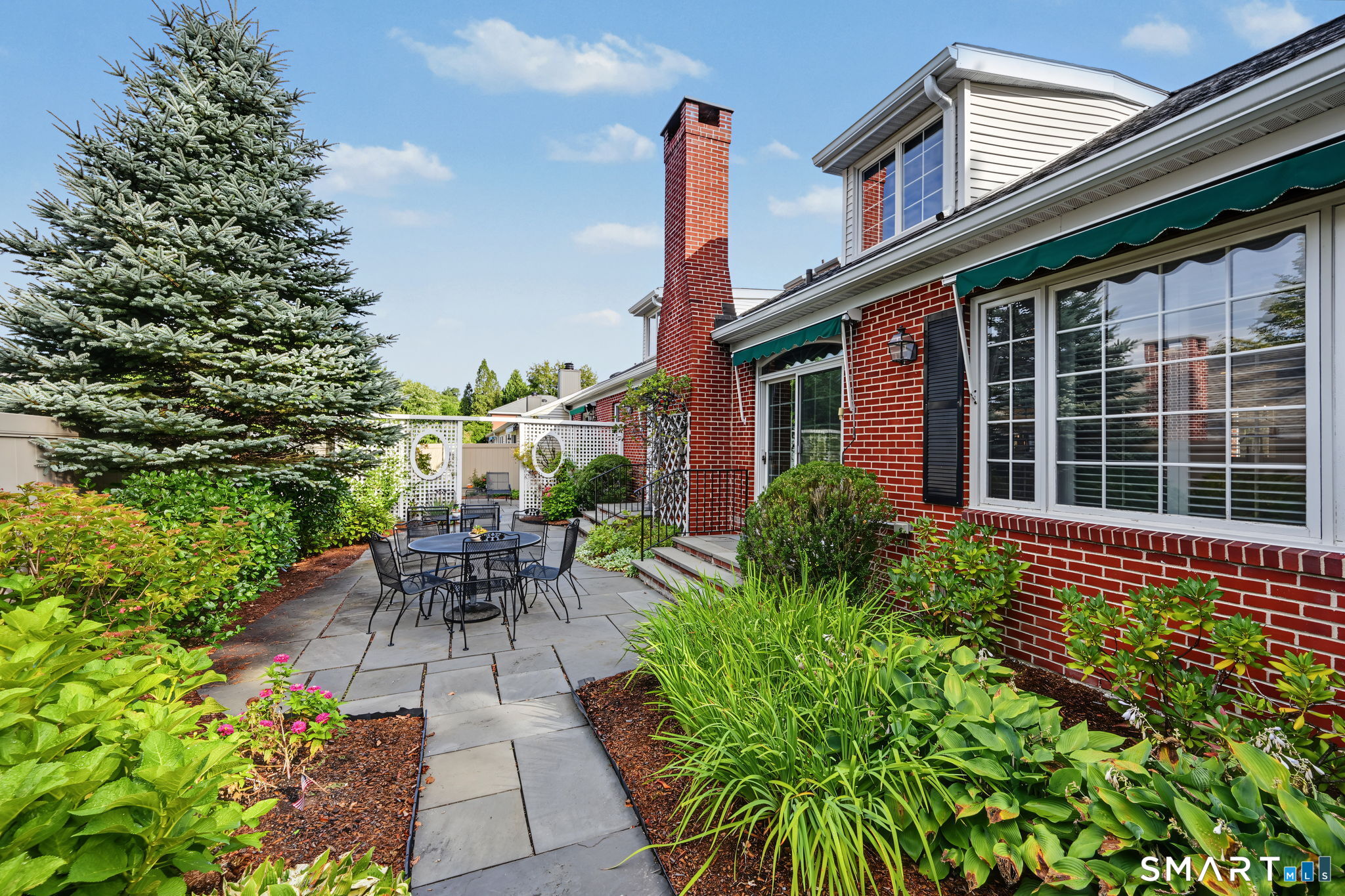 39 Bank Street New Canaan CT 06840