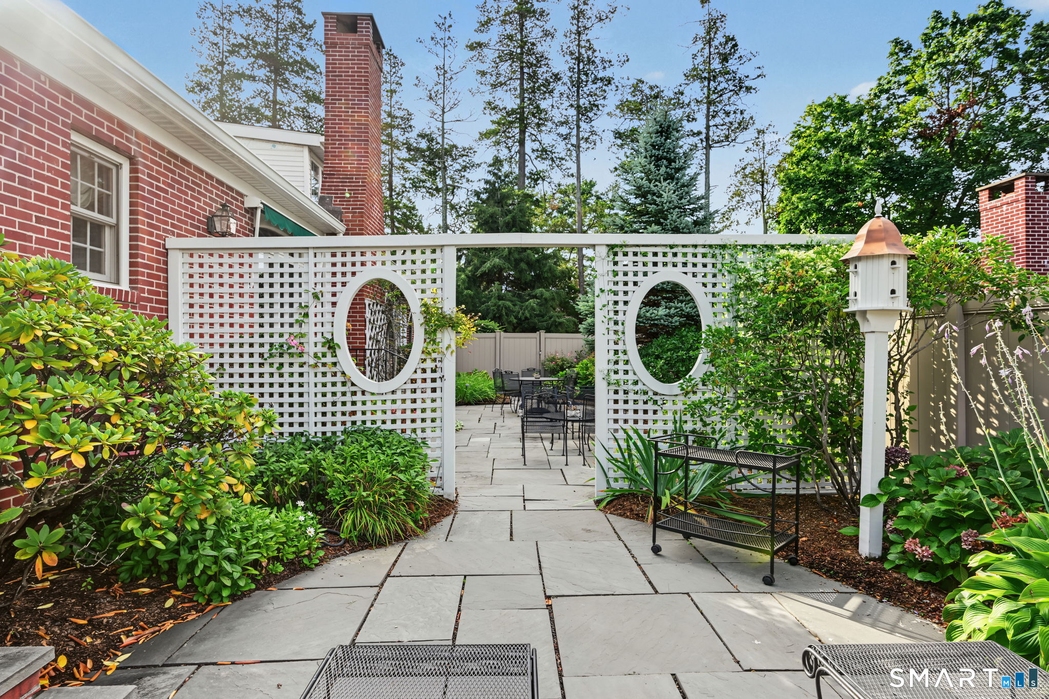 39 Bank Street New Canaan CT 06840