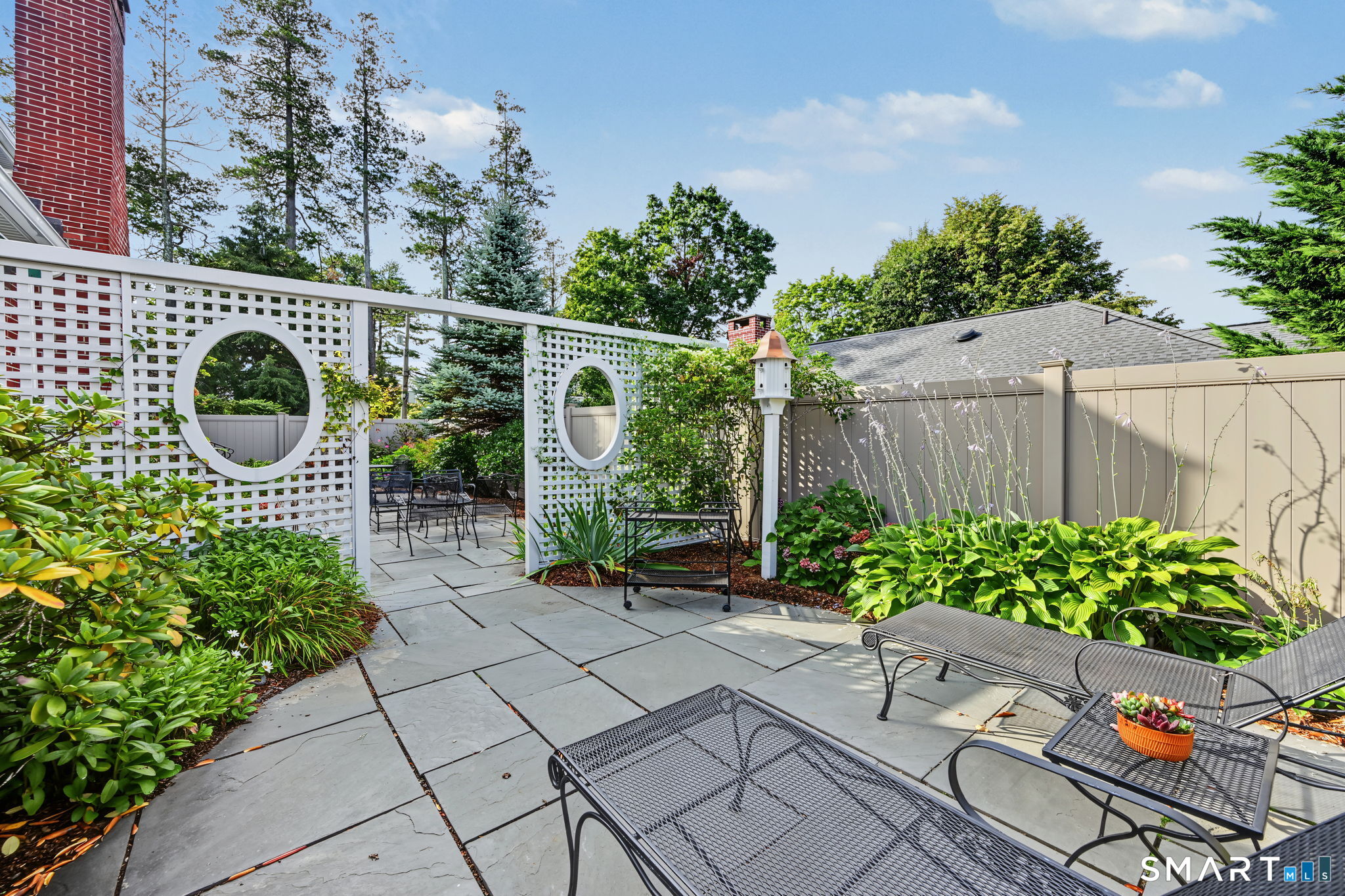 39 Bank Street New Canaan CT 06840