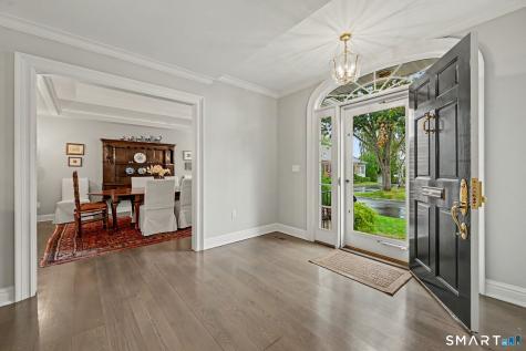 39 Bank Street New Canaan CT 06840