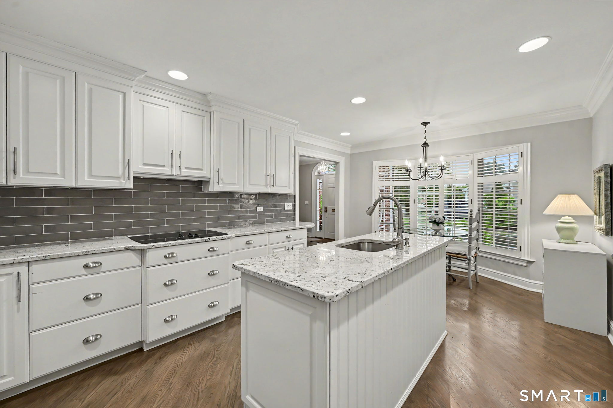 39 Bank Street New Canaan CT 06840