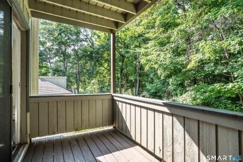 11 Byrne Court Farmington CT 06032