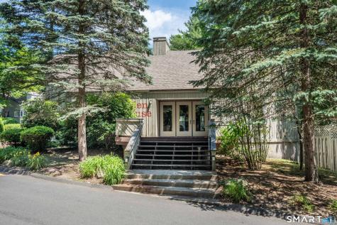 11 Byrne Court Farmington CT 06032