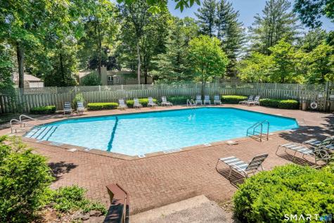 11 Byrne Court Farmington CT 06032