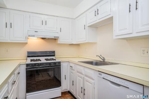 11 Byrne Court Farmington CT 06032