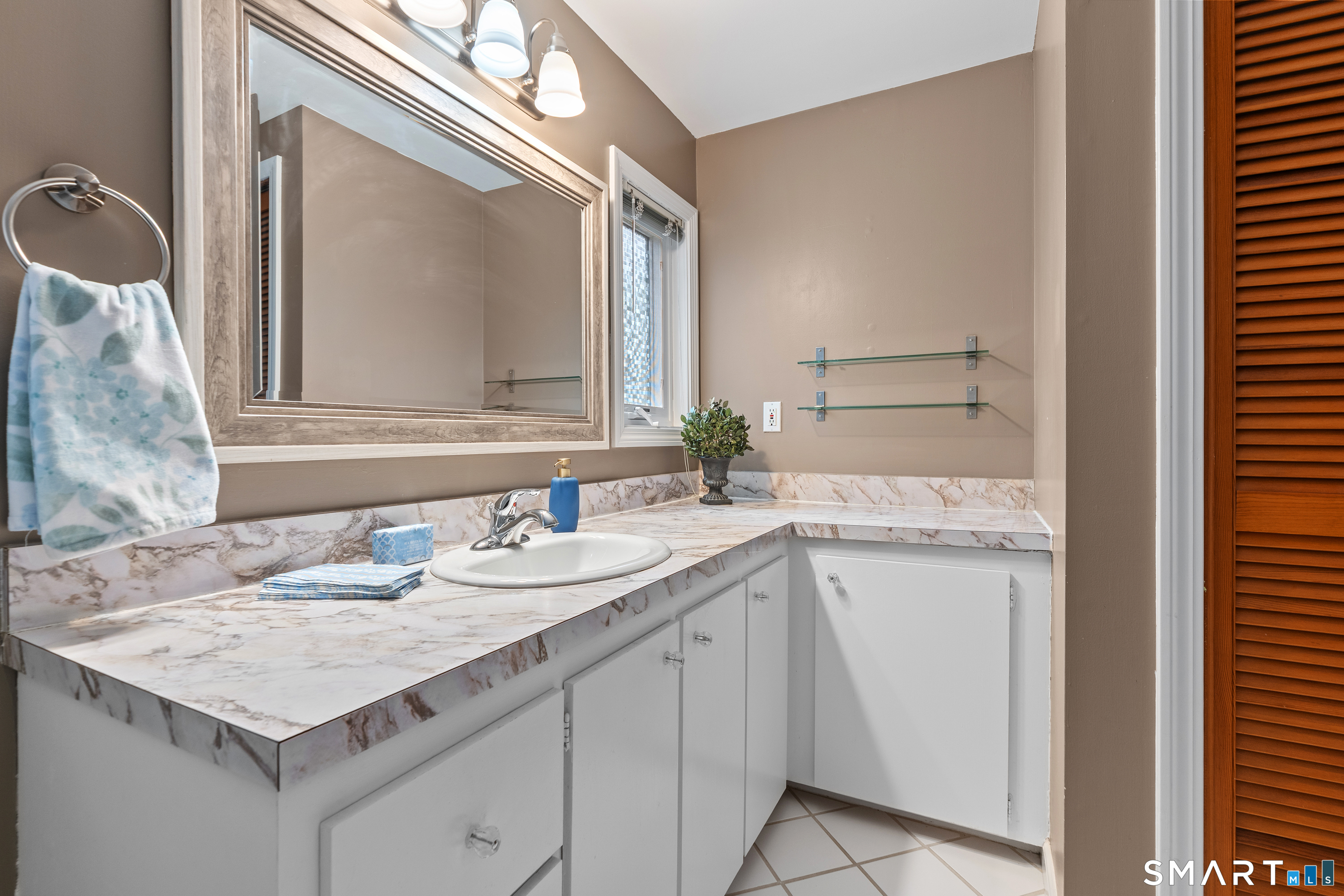 13 Byrne Court Farmington CT 06032