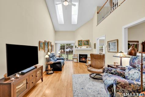 511 Elm Street North Haven CT 06473
