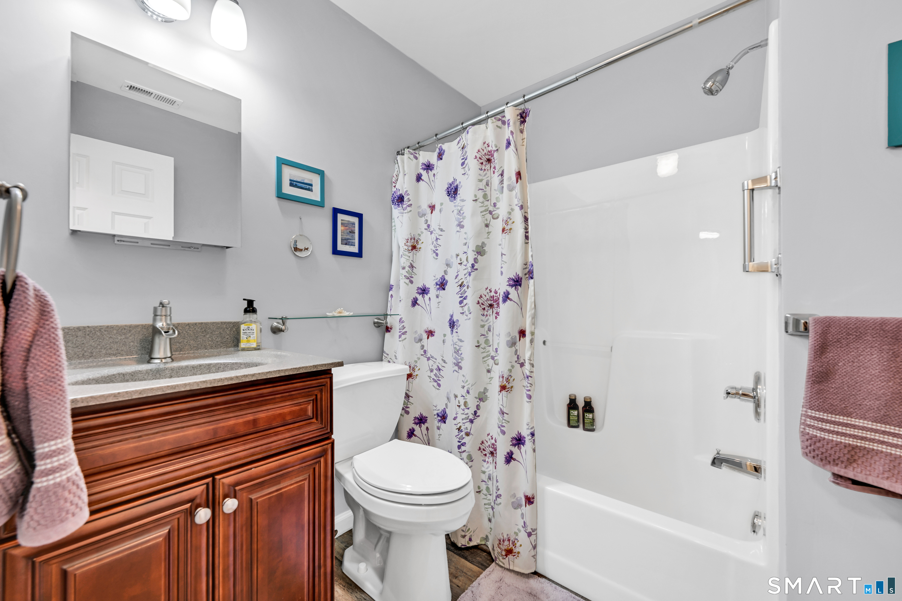 511 Elm Street North Haven CT 06473