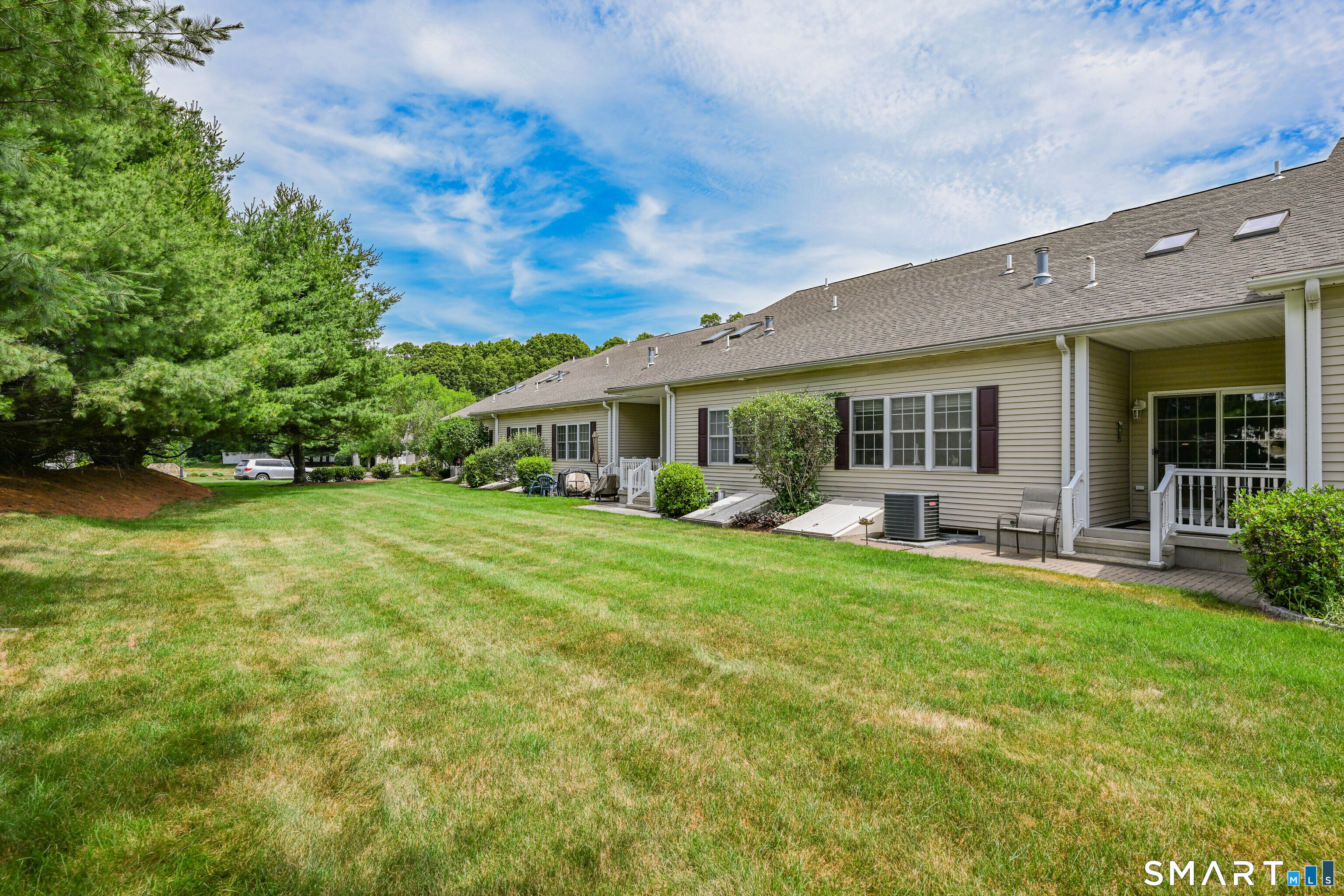 511 Elm Street North Haven CT 06473
