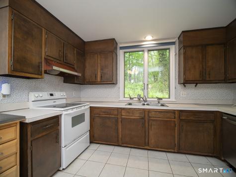 78 Charlton Hill Road Hamden CT 06518