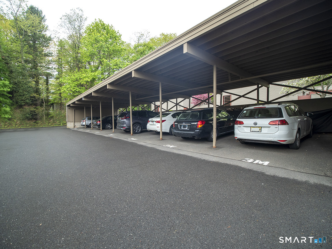 78 Charlton Hill Road Hamden CT 06518