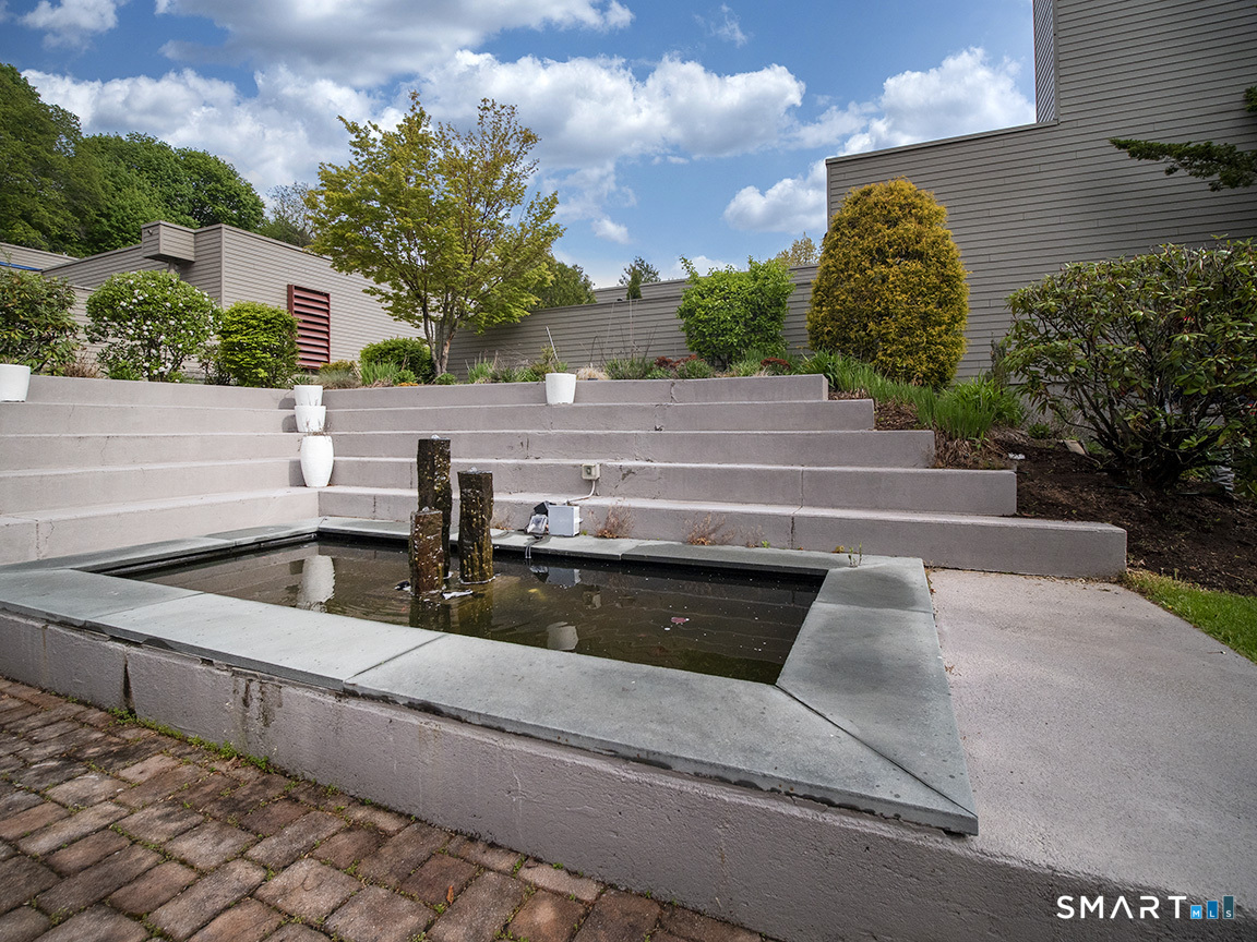 78 Charlton Hill Road Hamden CT 06518