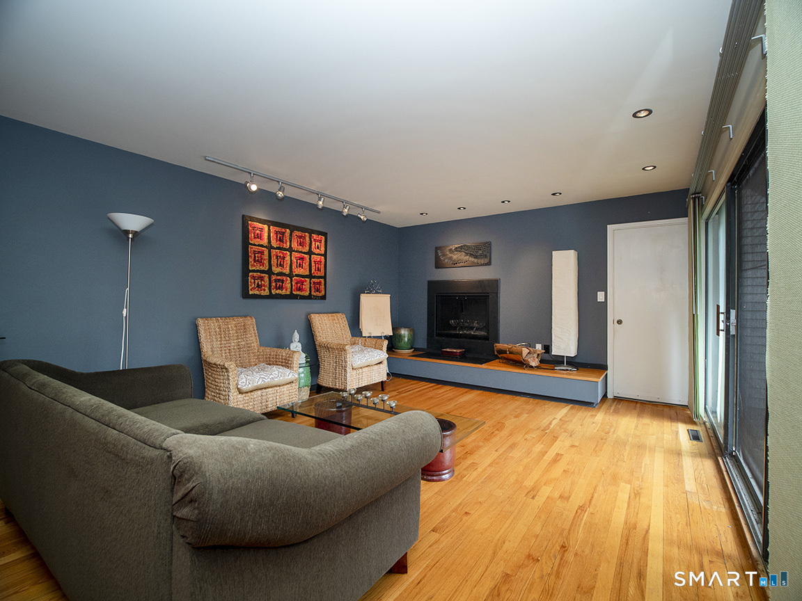 78 Charlton Hill Road Hamden CT 06518