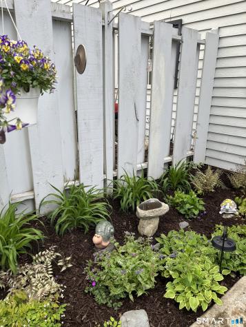 18 Founders Village Clinton CT 06413