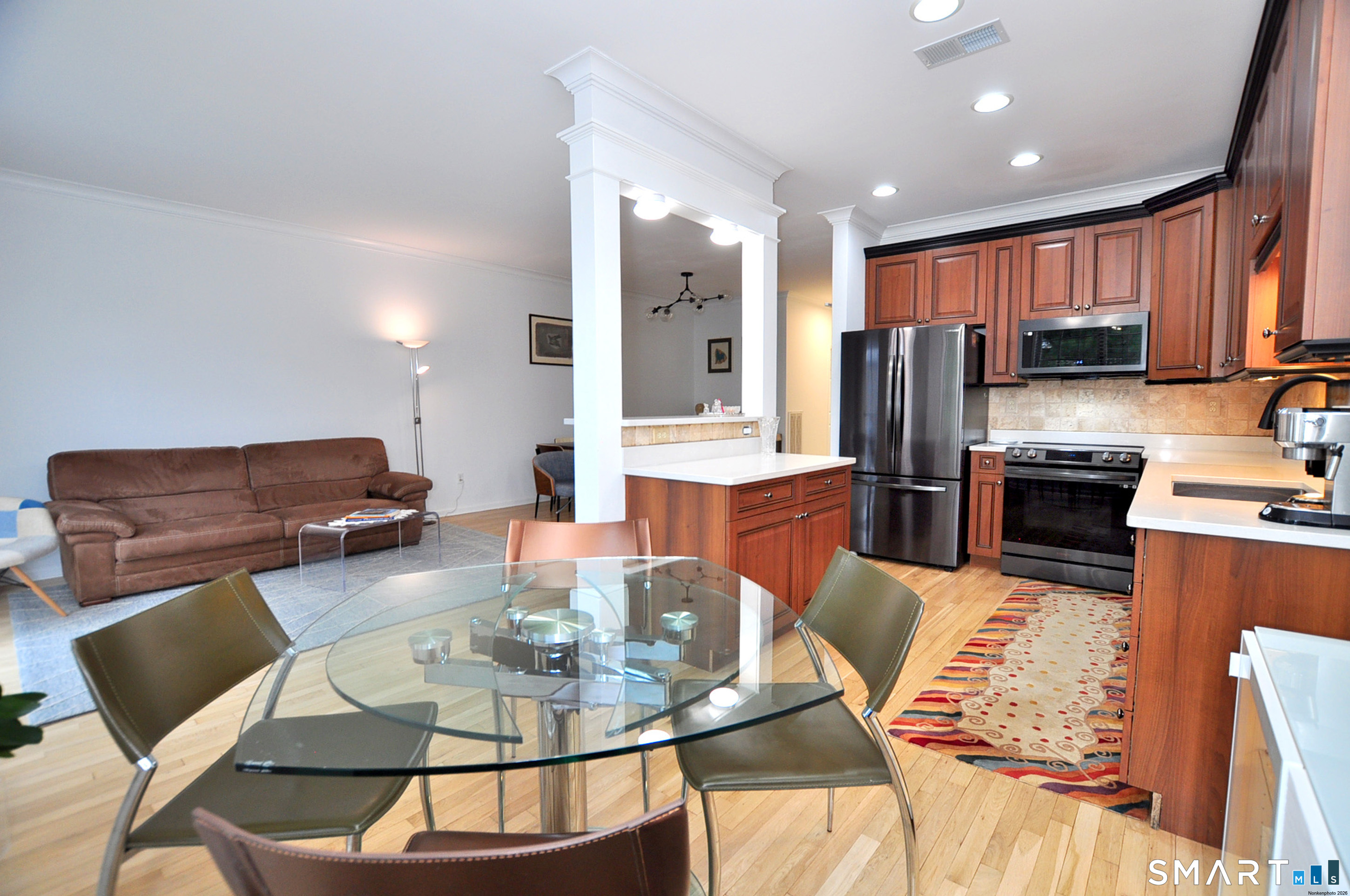 57 Goodwin Circle Hartford CT 06105