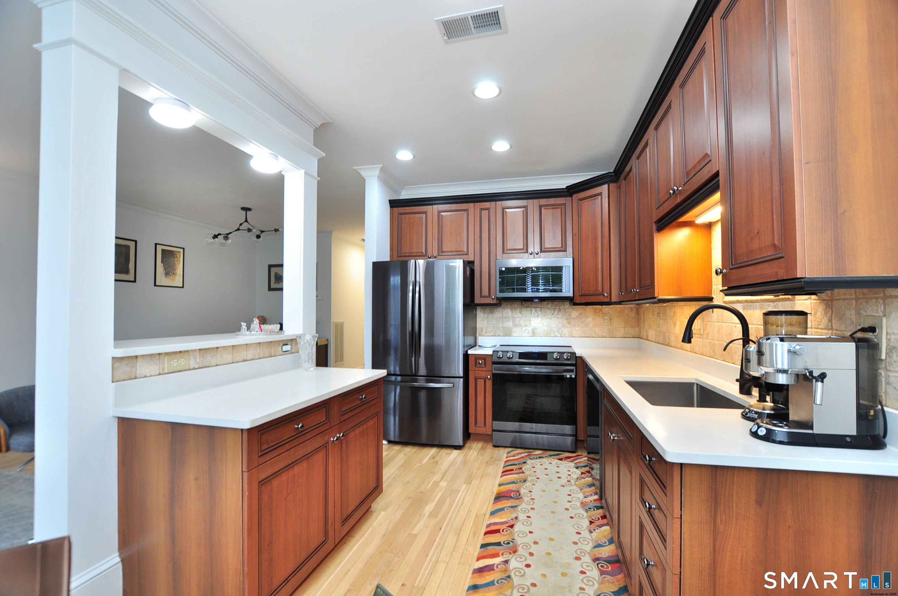 57 Goodwin Circle Hartford CT 06105