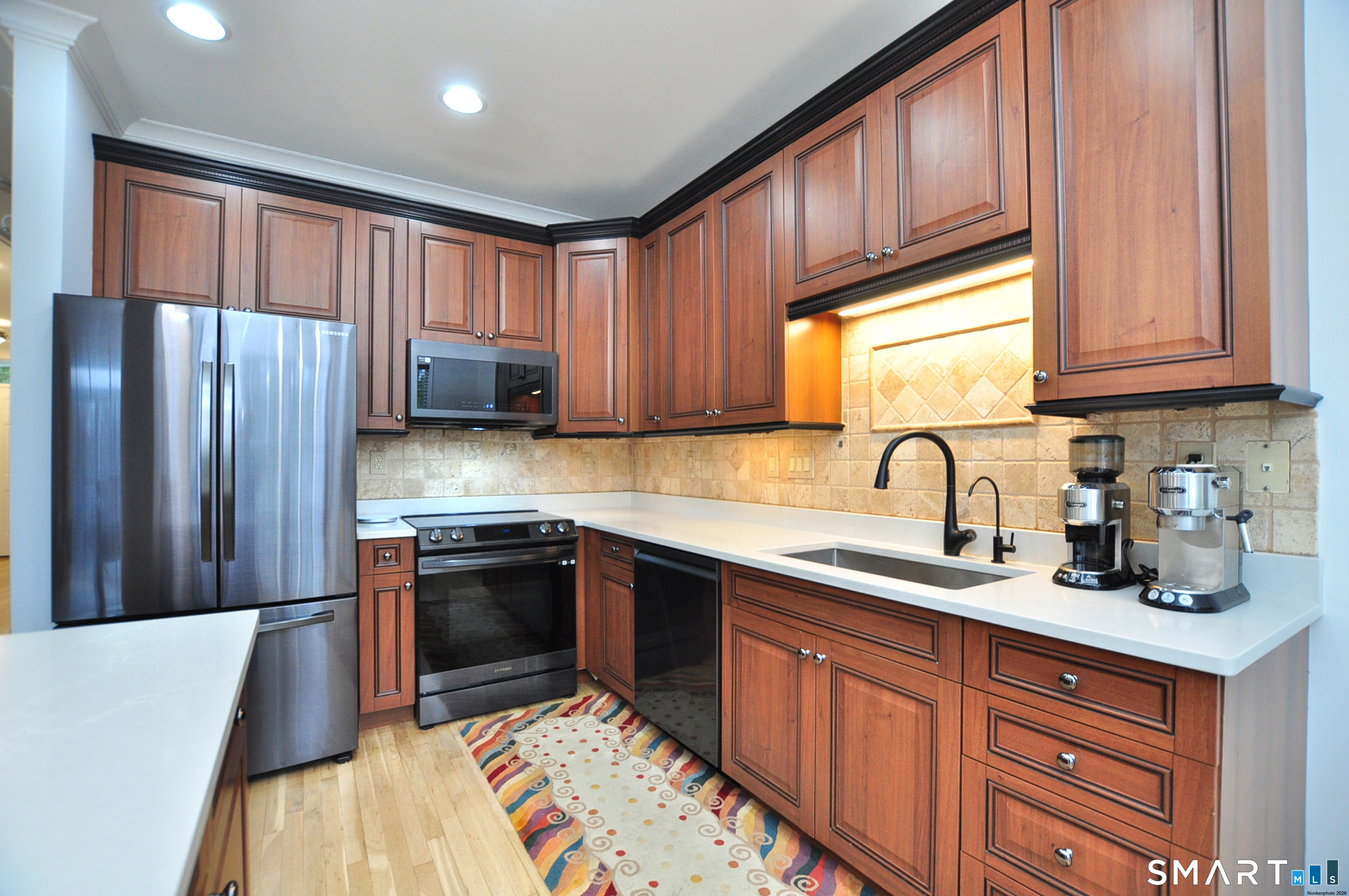 57 Goodwin Circle Hartford CT 06105