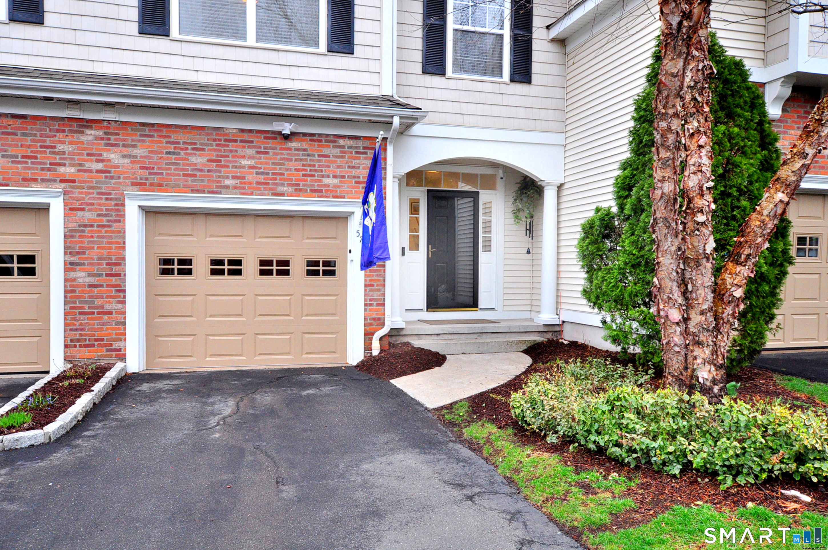 57 Goodwin Circle Hartford CT 06105