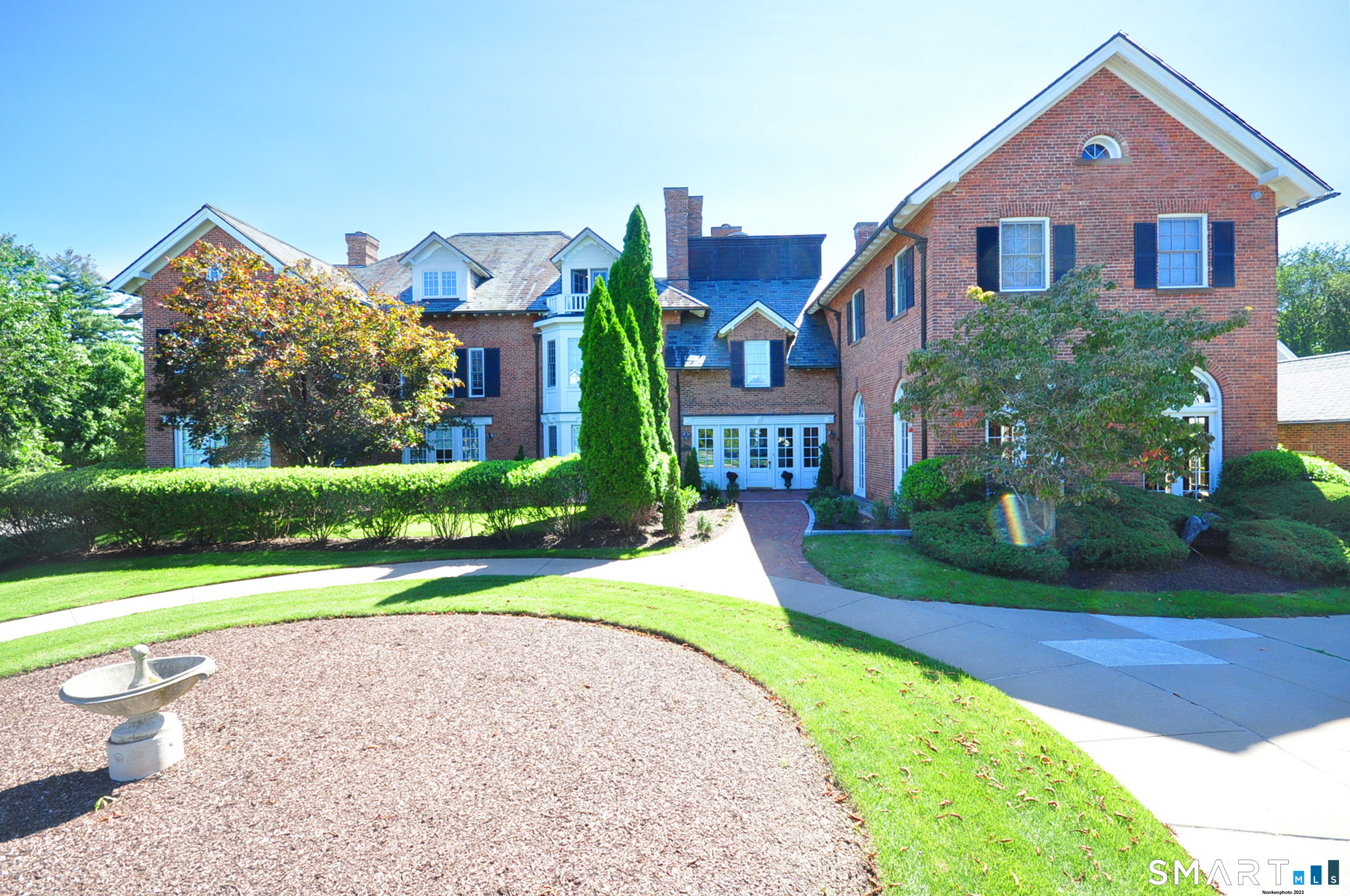 57 Goodwin Circle Hartford CT 06105