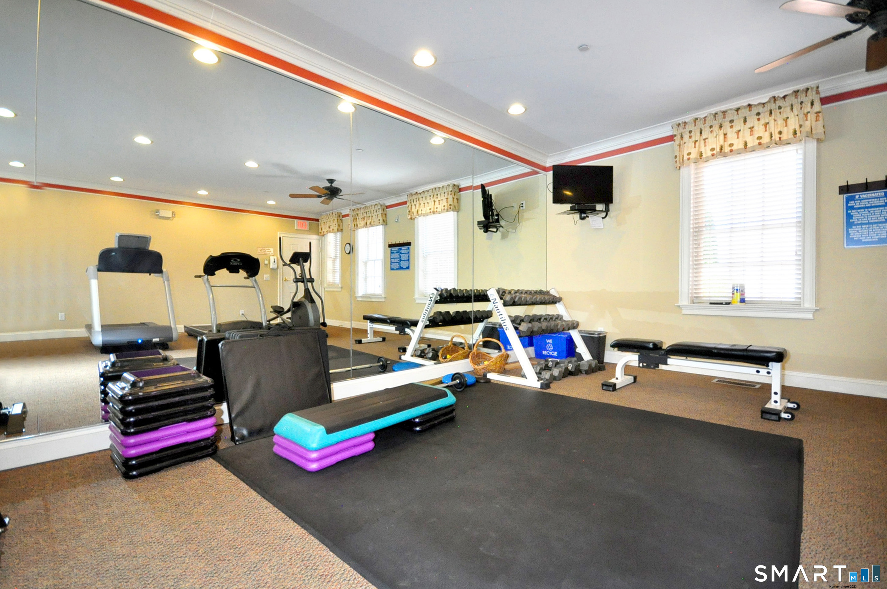 57 Goodwin Circle Hartford CT 06105