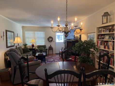 20 Plymouth Court Clinton CT 06413