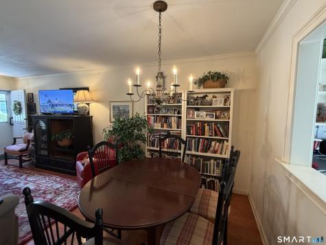 20 Plymouth Court Clinton CT 06413