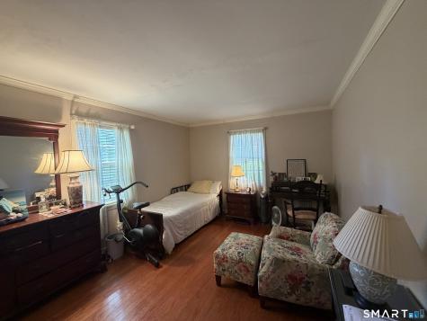 20 Plymouth Court Clinton CT 06413