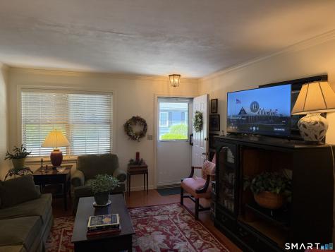 20 Plymouth Court Clinton CT 06413