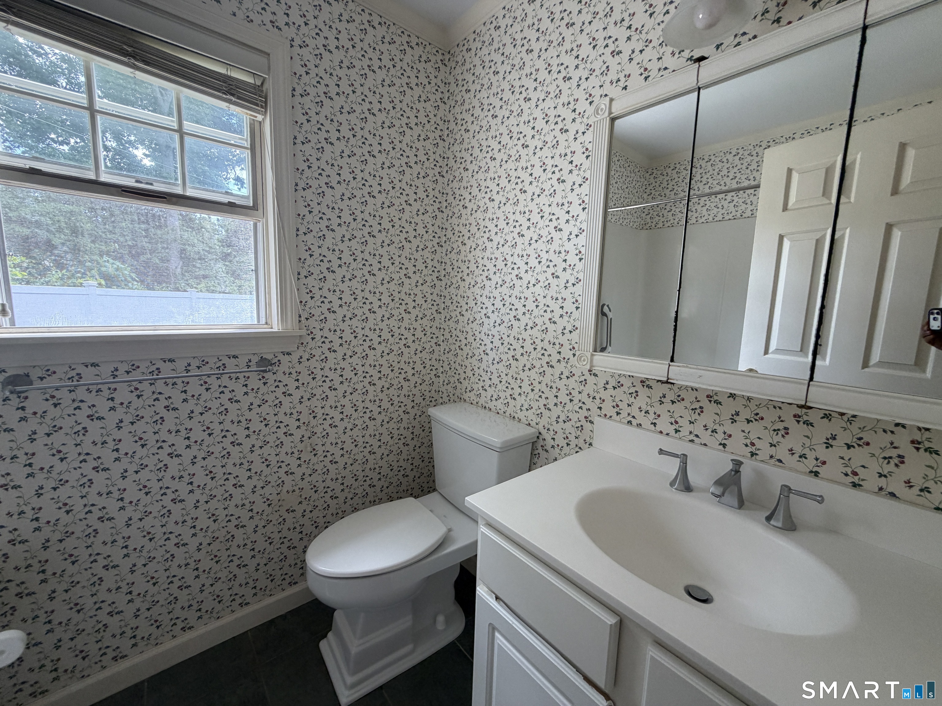 20 Plymouth Court Clinton CT 06413